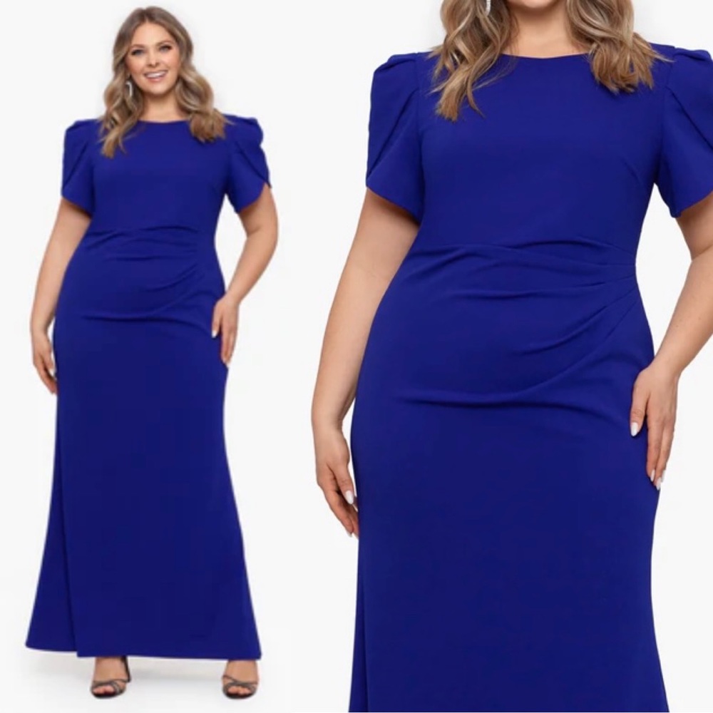 XSCAPE
Long Scuba Crepe Short
Sleeve Gown Formal  Dress size 20W marine blue